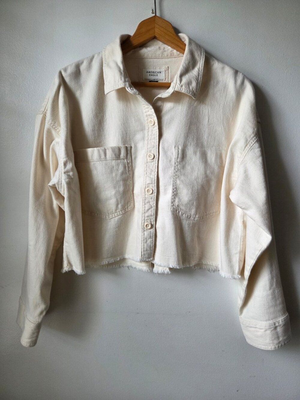 NWT AMERICAN EAGLE OUTFITTERS CREAM BOXY SHIRT COTTON LYOCELL BLEND SIZE M